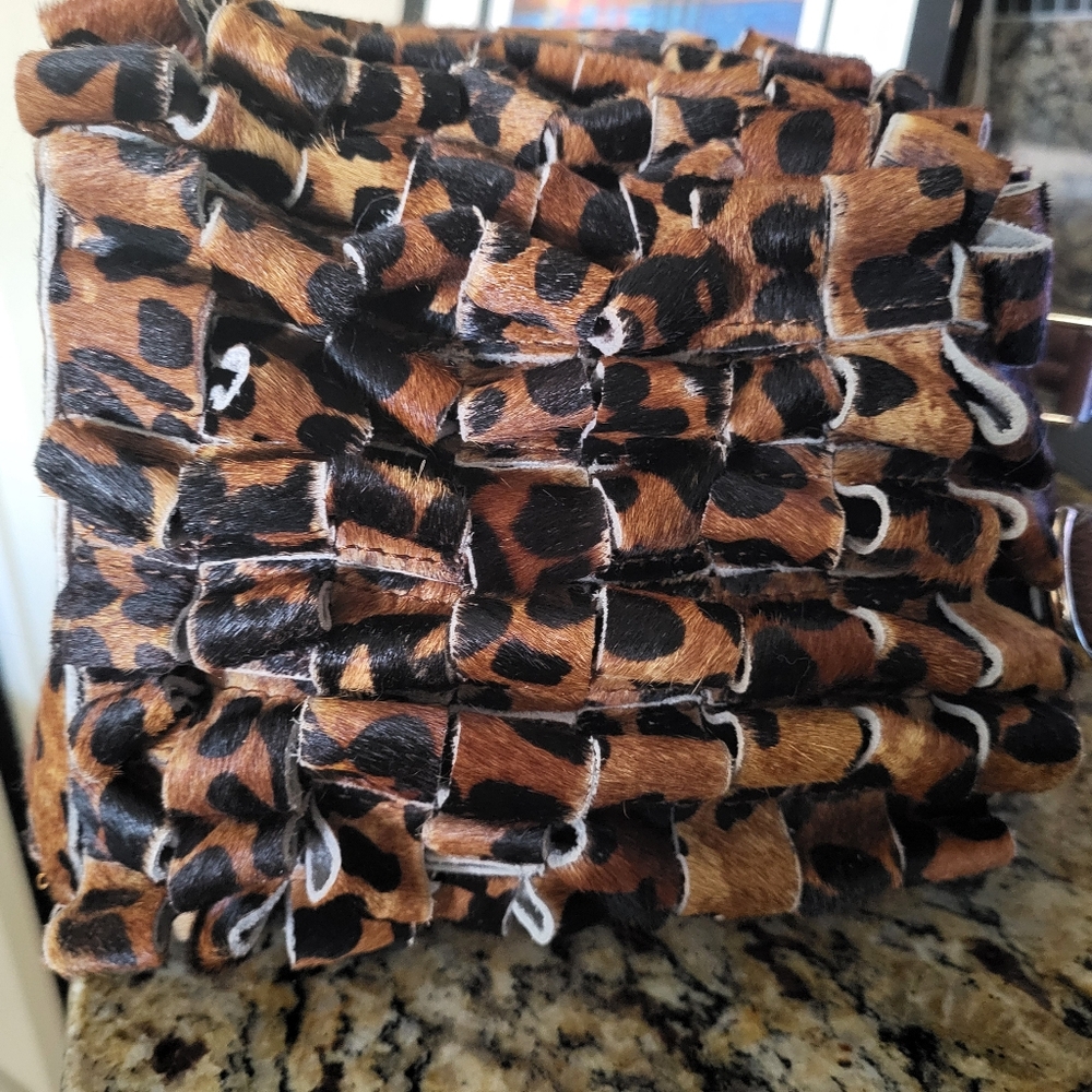 Roberto Della Croce Leopard Print Women's Handbag/Shoulder/Crossbody - Picture 4 of 8